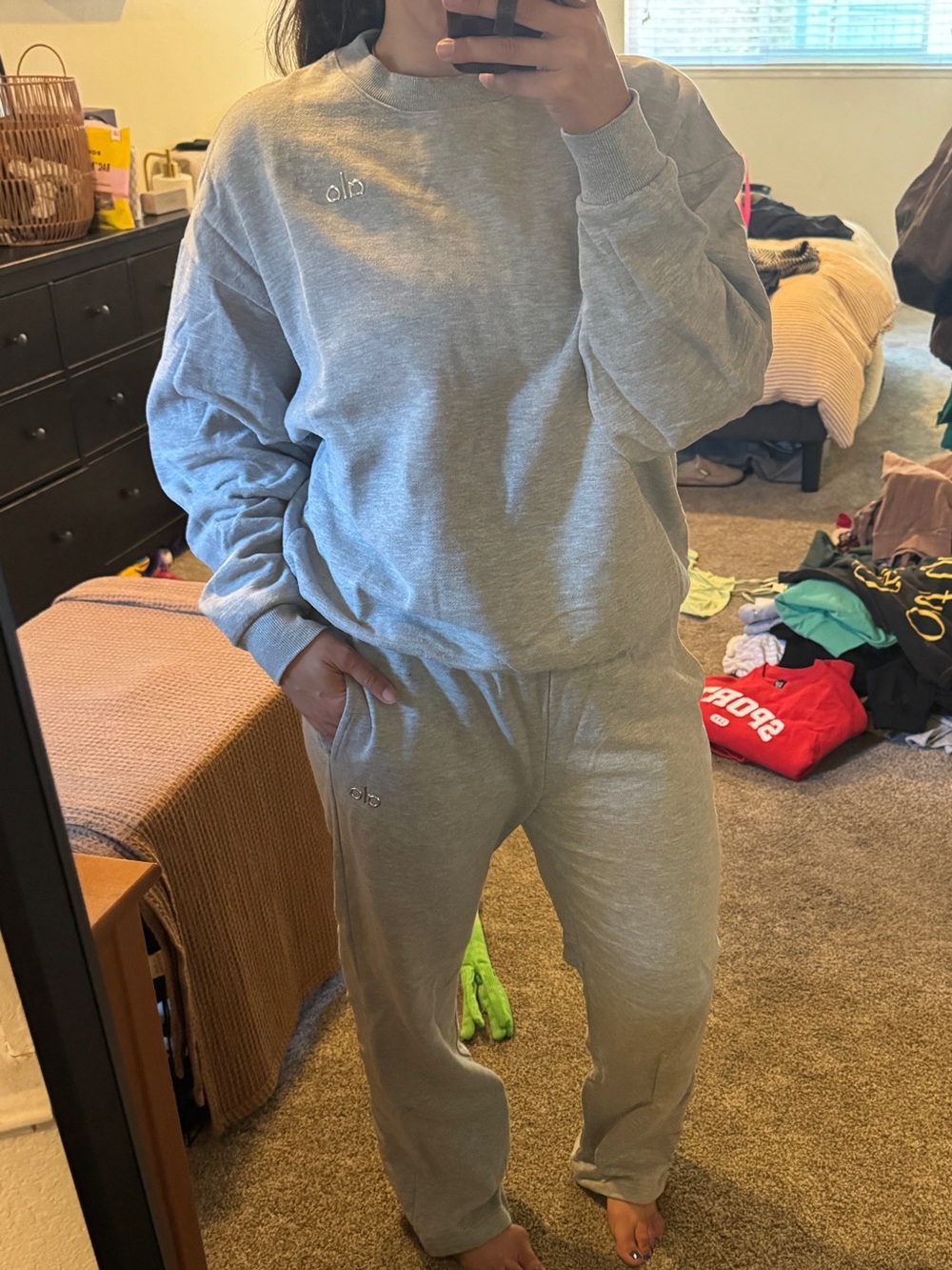 ALO Accolade sweatset in heather grey